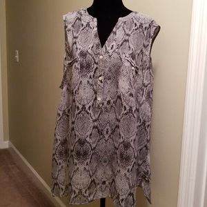 Apt 9 sleeveless blouse